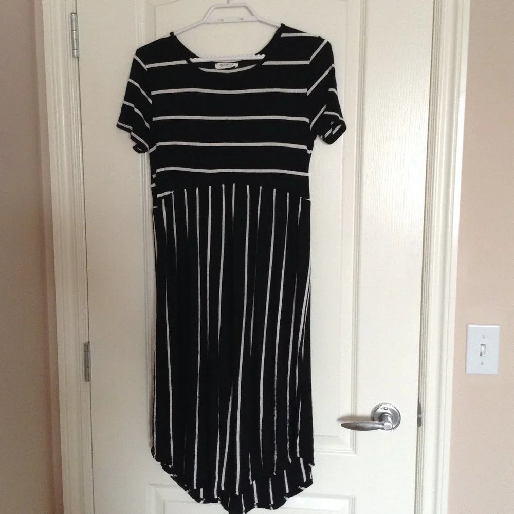 Bombom Midi Dress Size S Black White Stripes  Short Sleeve Knee Length